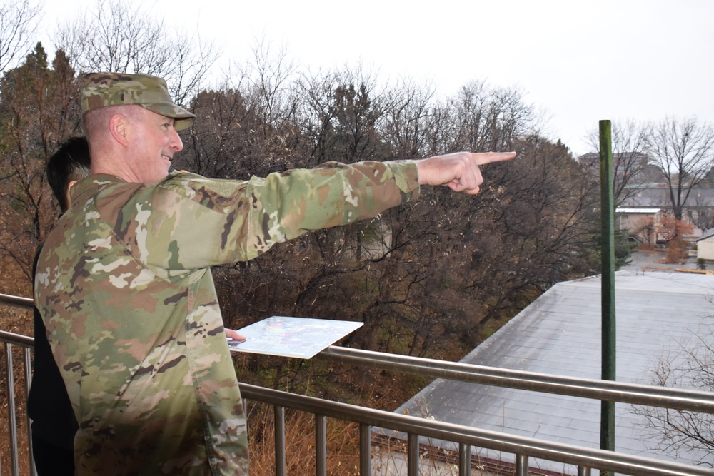 USACE Pacific Ocean Division general tours proposed residual Yongsan Garrison, South Korea