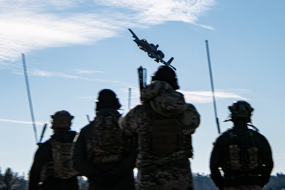 Naval Special Warfare Conducts Joint Terminal Attack Exercise