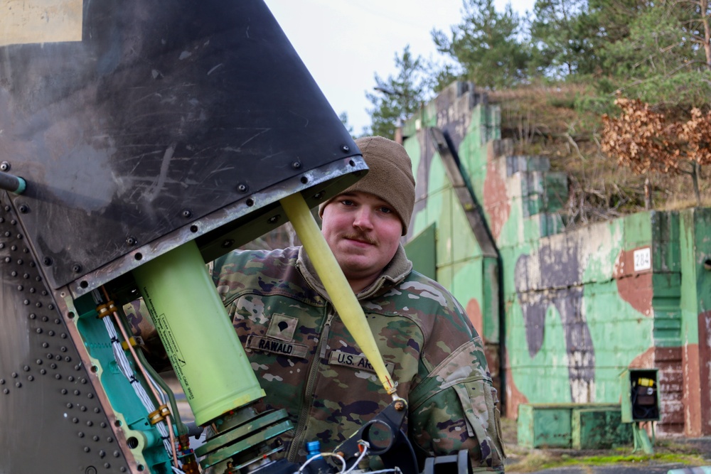 1-6 ACS, Task Force Saber Apache Maintenance