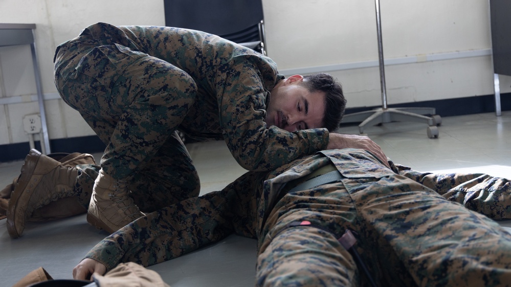 5th ANGLICO Marines participate in the Combat Life Saver Course