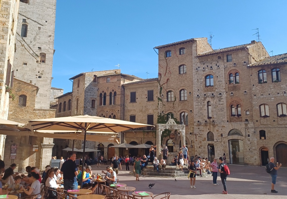 Darby Day Trip: San Gimignano