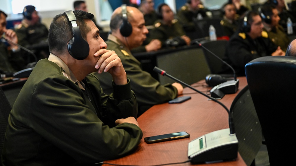Peruvian Army Superior War College Visits the IADC