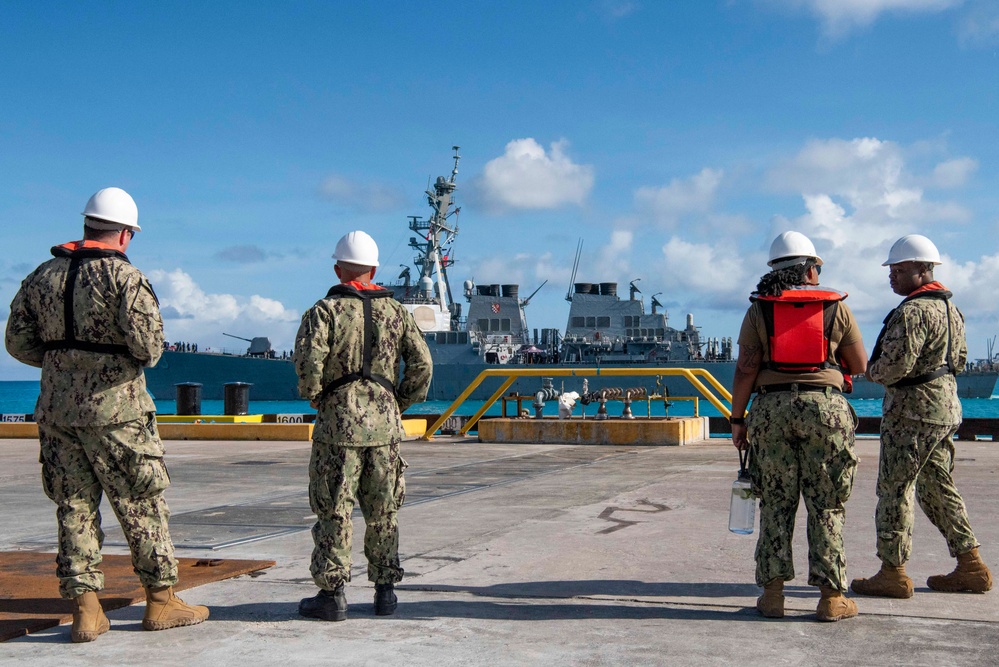 USS Stethem Arrives in Diego Garcia