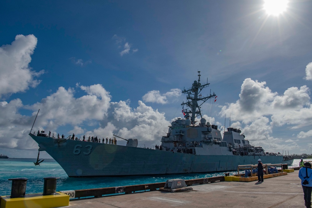 USS Stethem Arrives in Diego Garcia