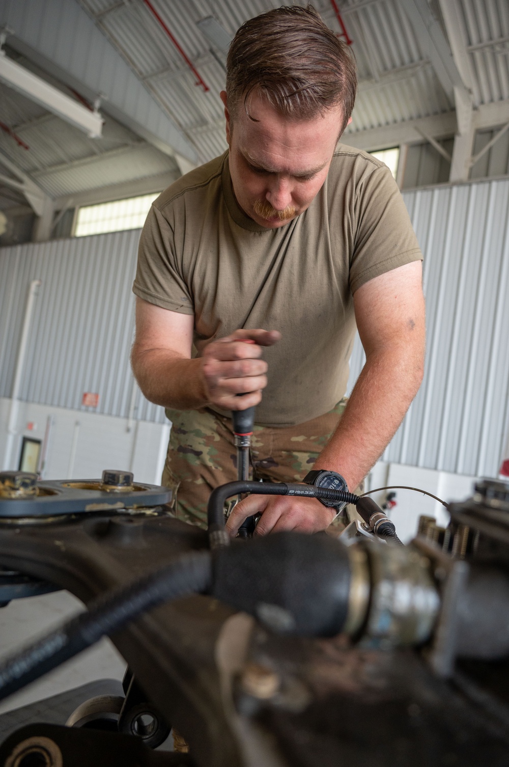 920th Aircraft Maintenance Squadron remove spindles