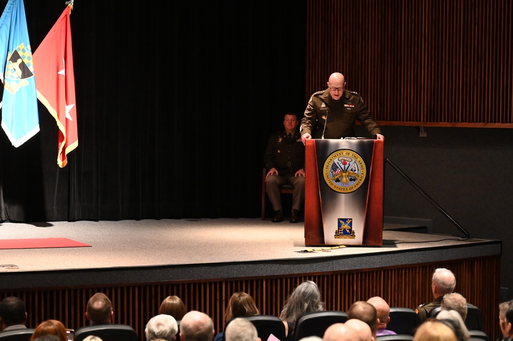 Fort Huachuca Senior Commander Promoted to Major General