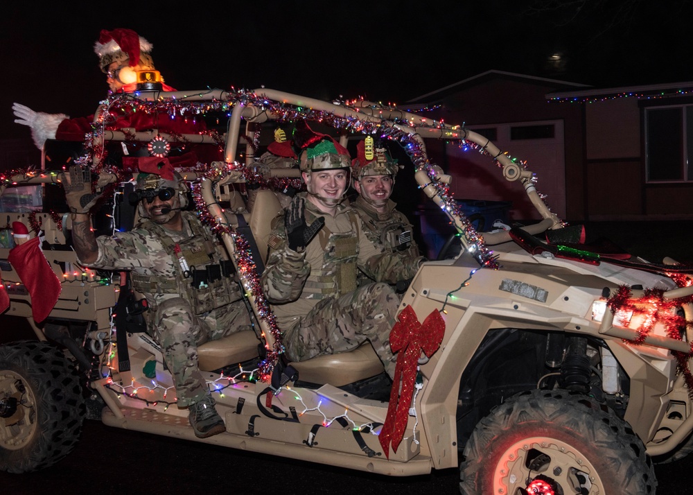 Team McChord holds holiday parade