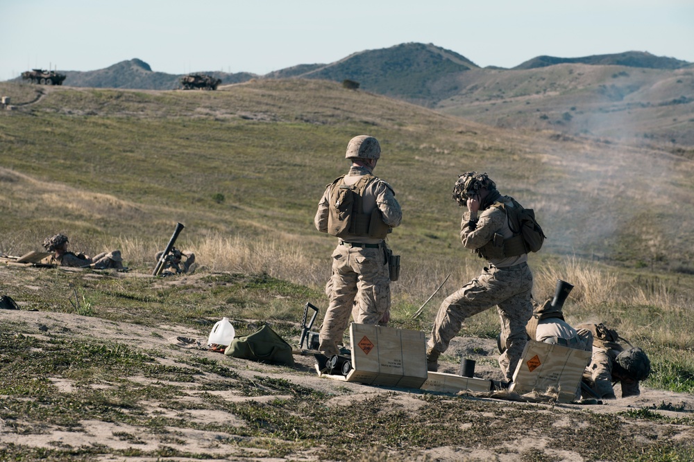 15th MEU Conducts Expeditionary Fires Exercise at Camp Pendleton