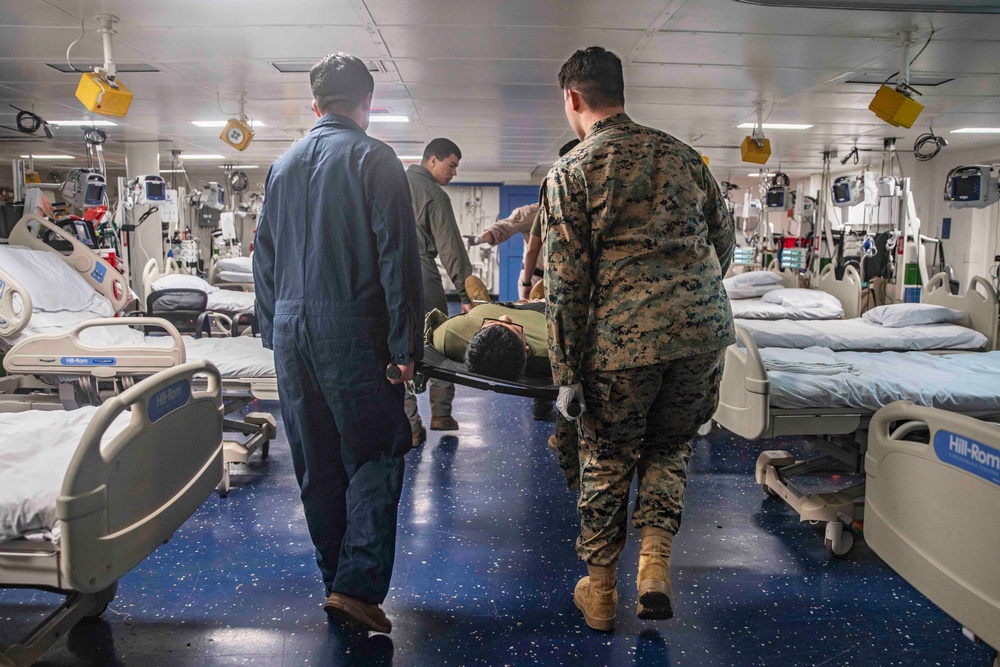 15th MEU, USS Boxer Medical Teams Respond to Mass Casualty Drill
