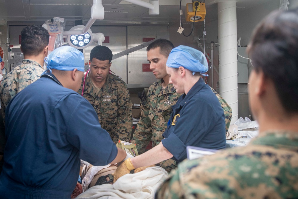 15th MEU, USS Boxer Medical Teams Respond to Mass Casualty Drill