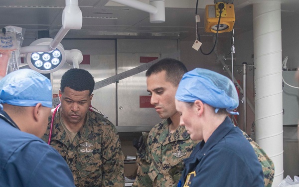 15th MEU, USS Boxer Medical Teams Respond to Mass Casualty Drill
