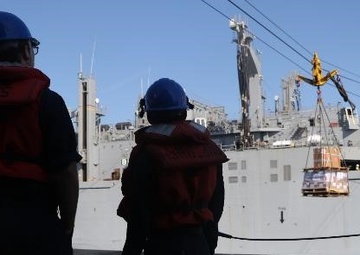 USS Stethem Conducts Replenishment Operations with USNS Alan Shepard, USNS Kanawha
