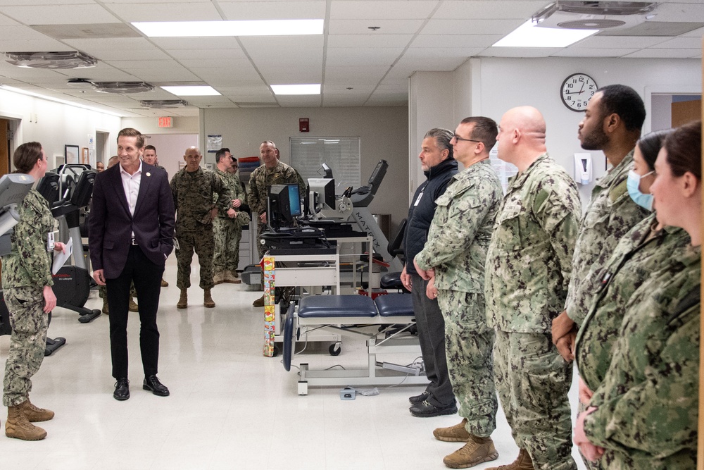 Congressman Visits Cherry Point Clinic