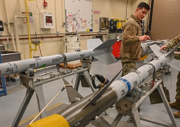 Airmen Service Sidewinder Practice Missile at Selfridge Air National Guard Base