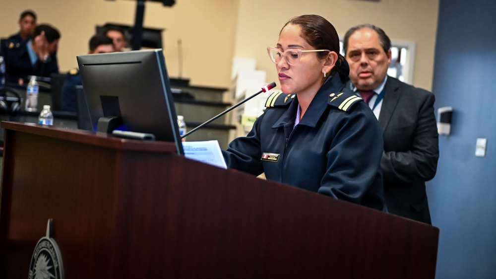 Argentinian Air Force Cadets Visit the IADC