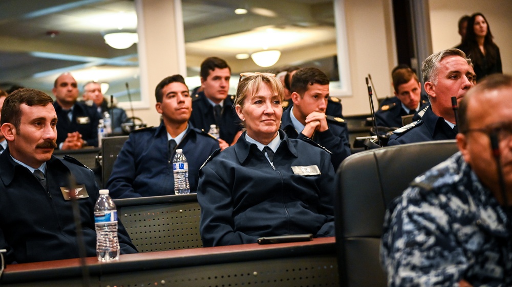 Argentinian Air Force Cadets Visit the IADC