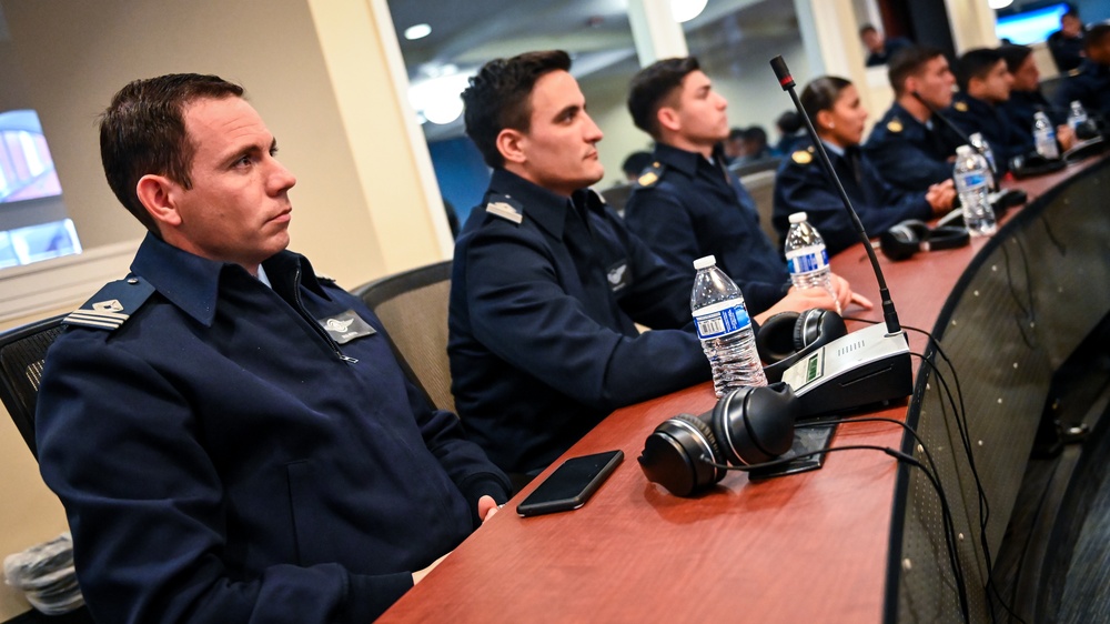 Argentinian Air Force Cadets Visit the IADC