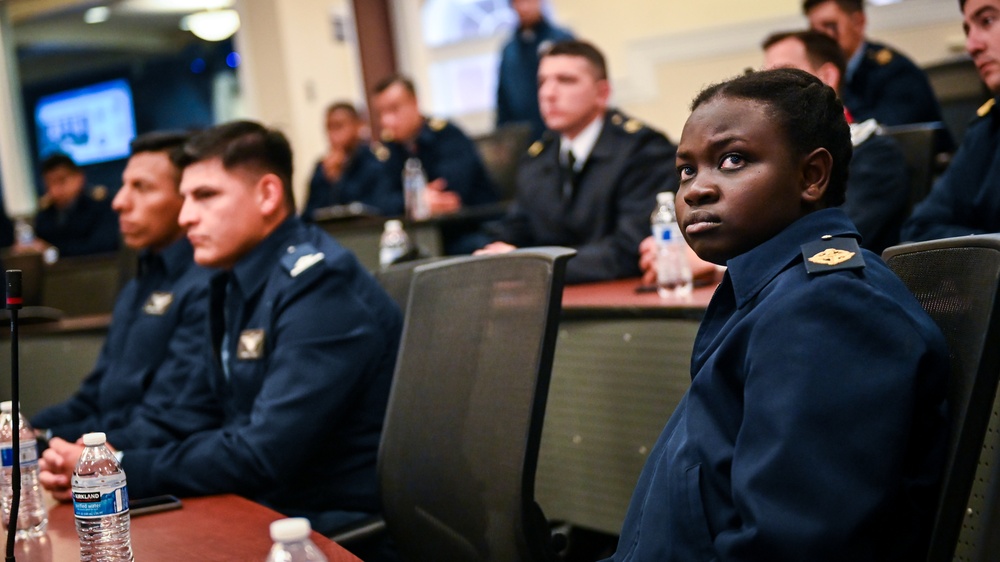 Argentinian Air Force Cadets Visit the IADC