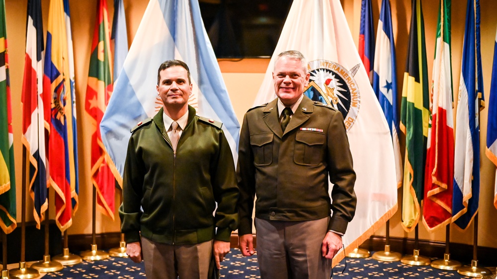 Argentinian Air Force Cadets Visit the IADC