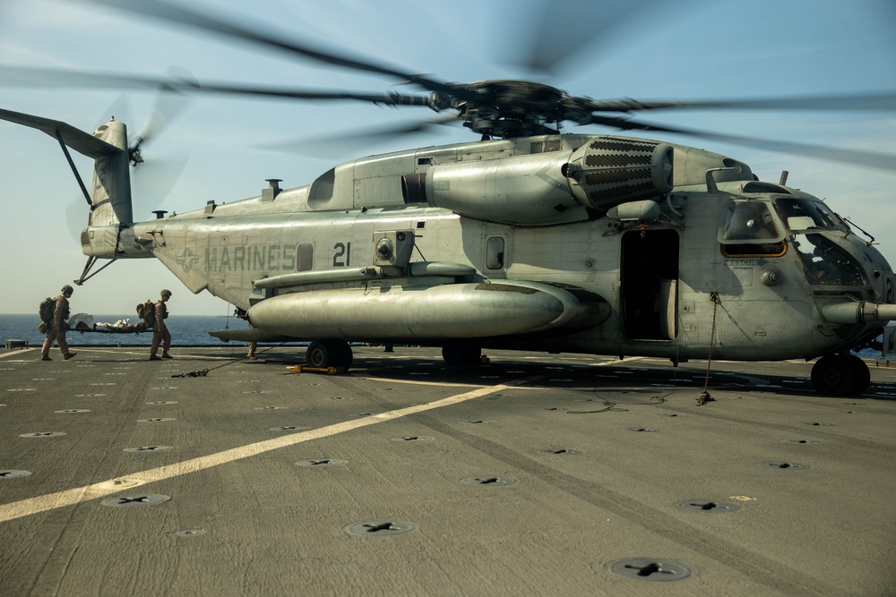 26th MEU (SOC) Marines and Sailors Conduct Mass Casualty Drills