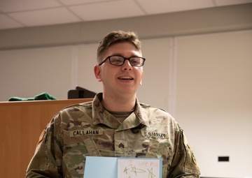 SETAF-AF Soldiers receive Christmas cards