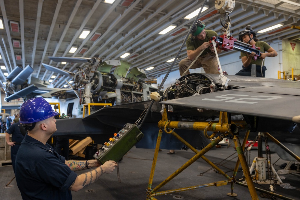 USS Bataan Sailors Conduct AV-8B Harrier Maintenance