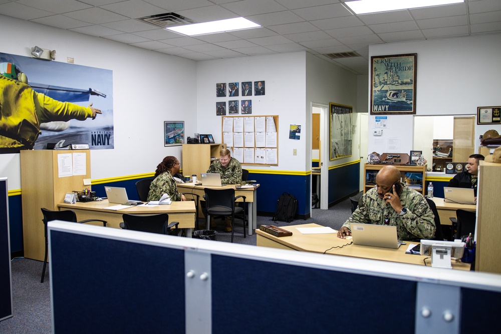 Navy Recruiters at NRS Warrington