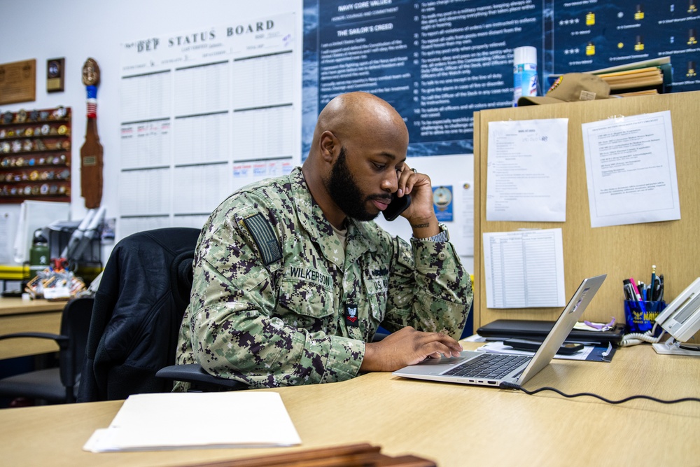Navy Recruiters at NRS Warrington