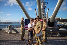 Sergeant First Class Erixs Reyes Celebrates Reenlistment with Family