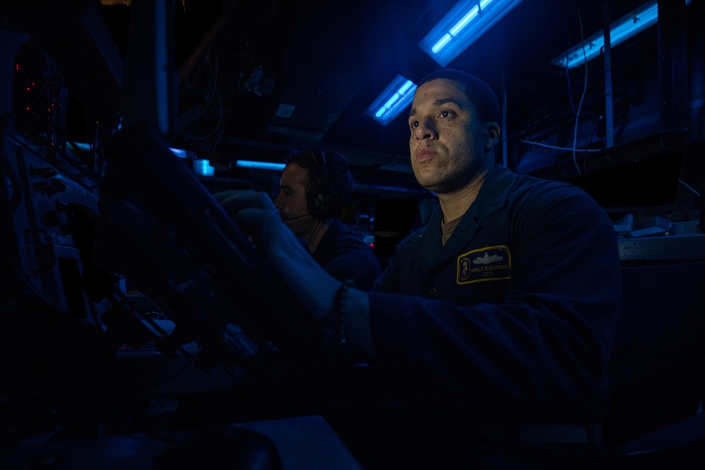 USS Laboon Stands Watch during Operation Prosperity Guardian