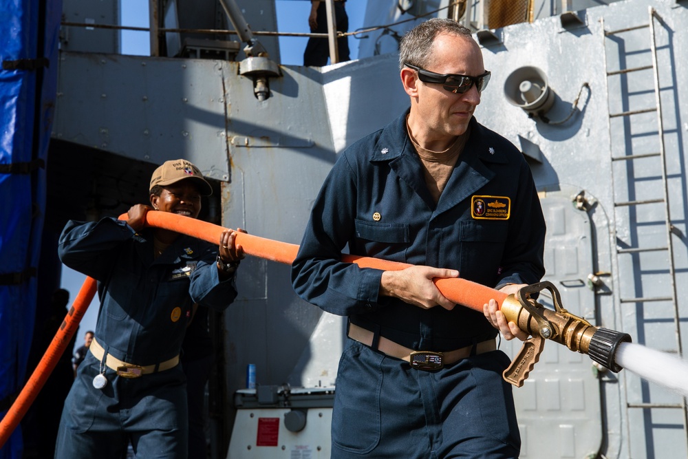 USS Laboon Conducts Wash Down during Operation Prosperity Guardian