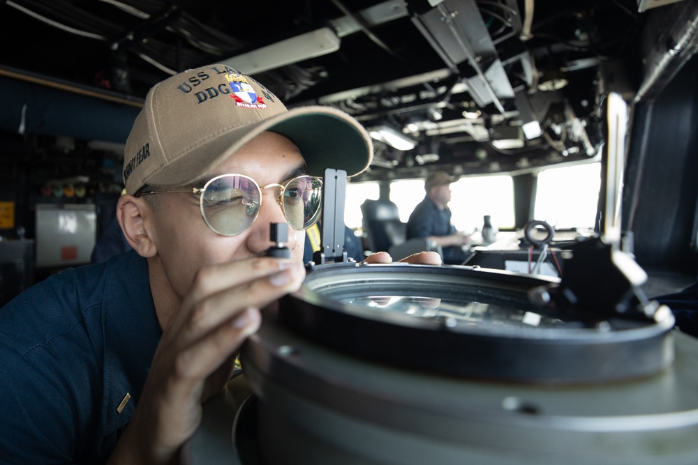 USS Laboon Bridge Watchstanding during Operation Prosperity Guardian