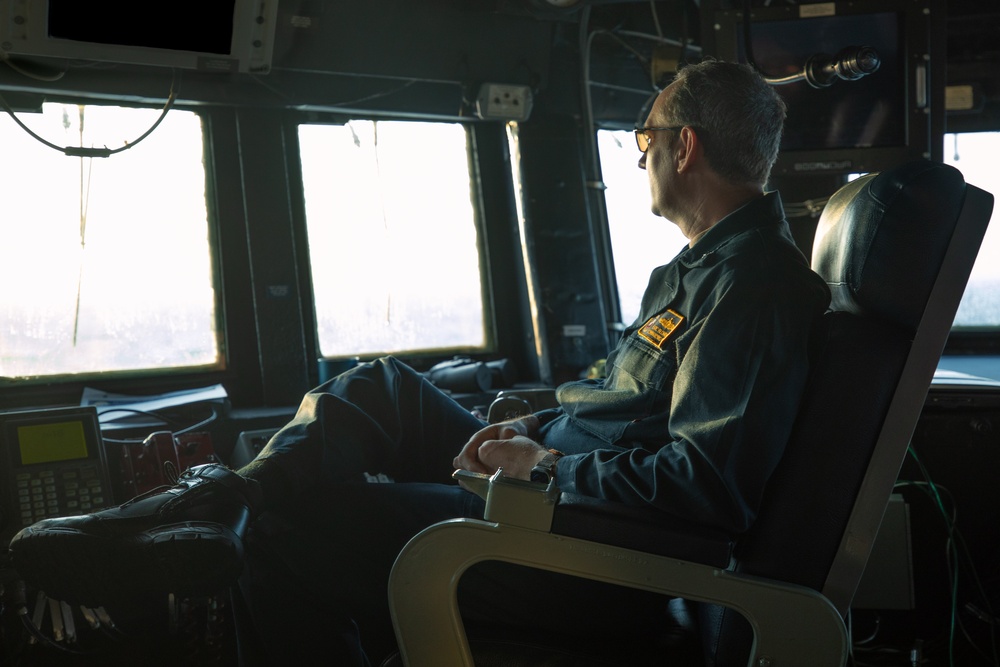 USS Laboon Transits Bab al-Mandeb during Operation Prosperity Guardian