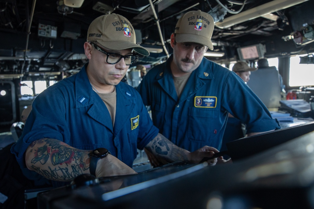 USS Laboon Transits Bab al-Mandeb during Operation Prosperity Guardian