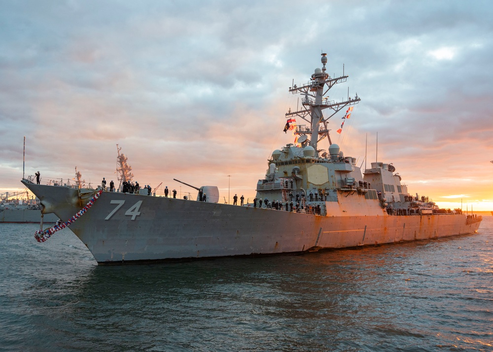 USS McFaul returns from deployment