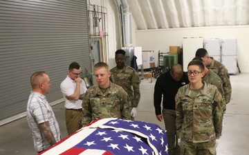 Va., N.C. National Guard Soldiers learn funeral honors fundamentals