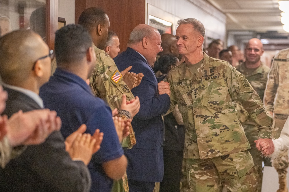 Lt. Gen. Walter Piatt departs Pentagon for the last time as Director of the Army Staff