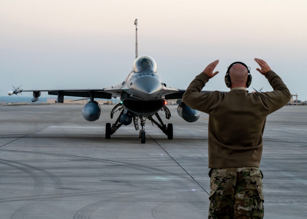 U.S. Air Force F-16 arrive in CENTCOM area of responsibility for Ballast Cannon 24.3