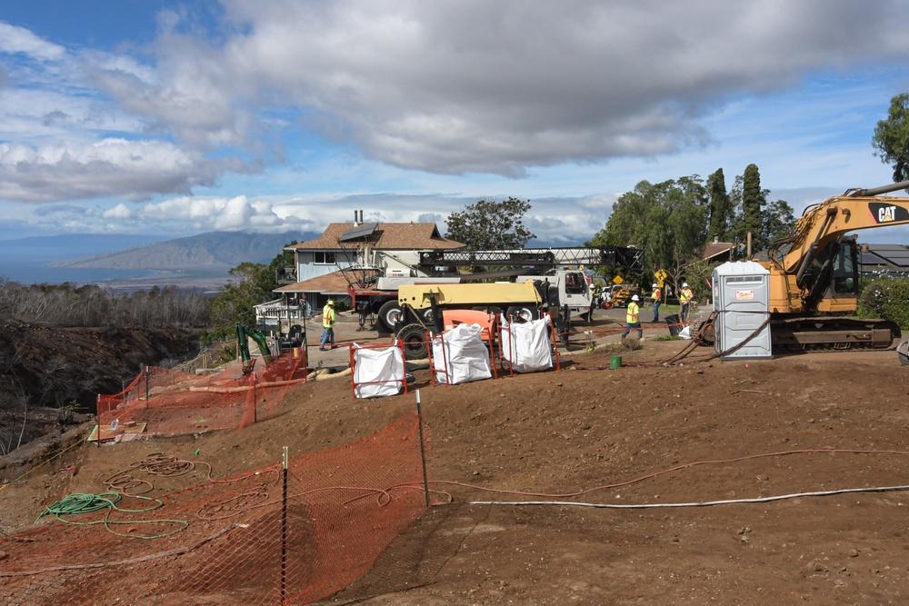 USACE oversees complicated crane lift in Kula, Maui