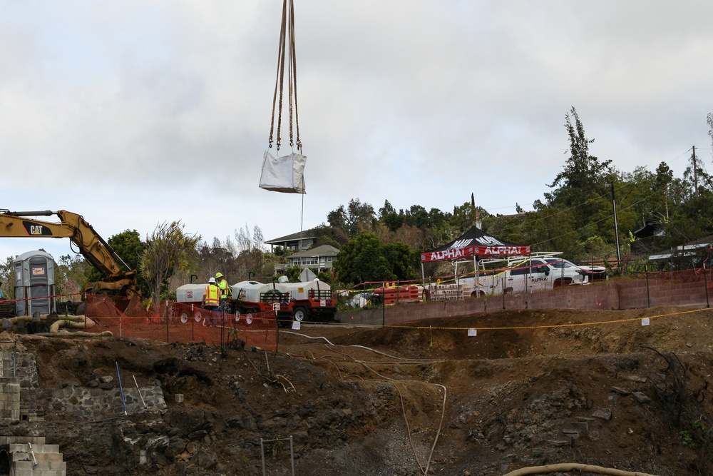 USACE oversees complicated crane lift in Kula, Maui