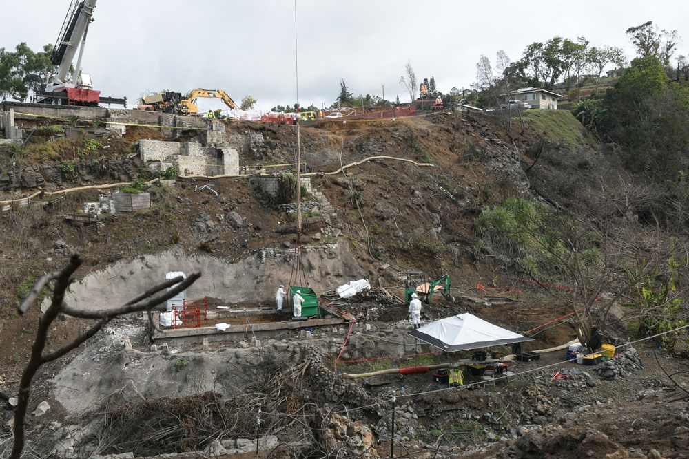 USACE oversees complicated crane lift in Kula, Maui