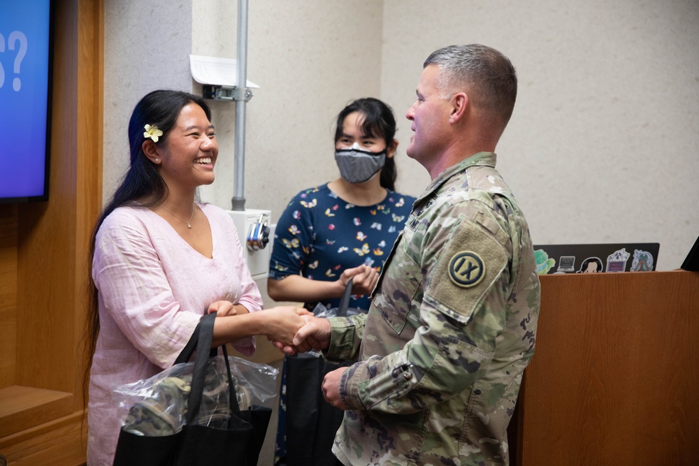 9th Mission Support Command Hosts Hawaii Interns in Support of the U.S. Army Pacific Internship Initiative