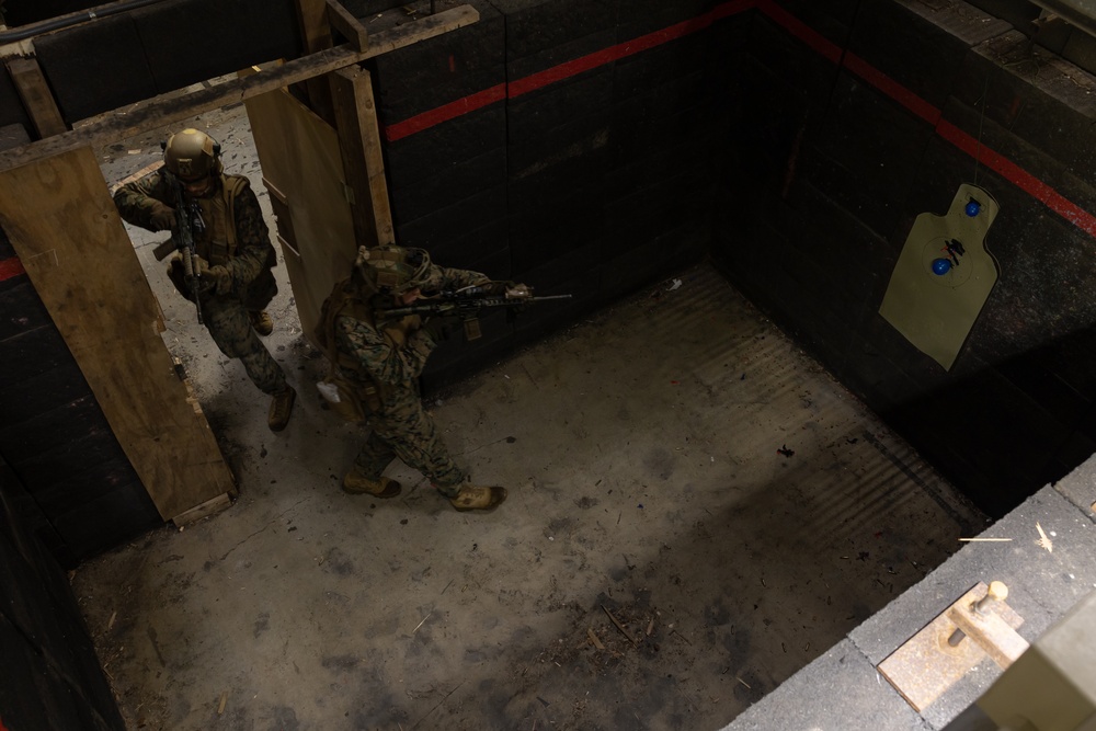 Marines with Battalion Landing Team 1/1 conduct close-quarter tactics range