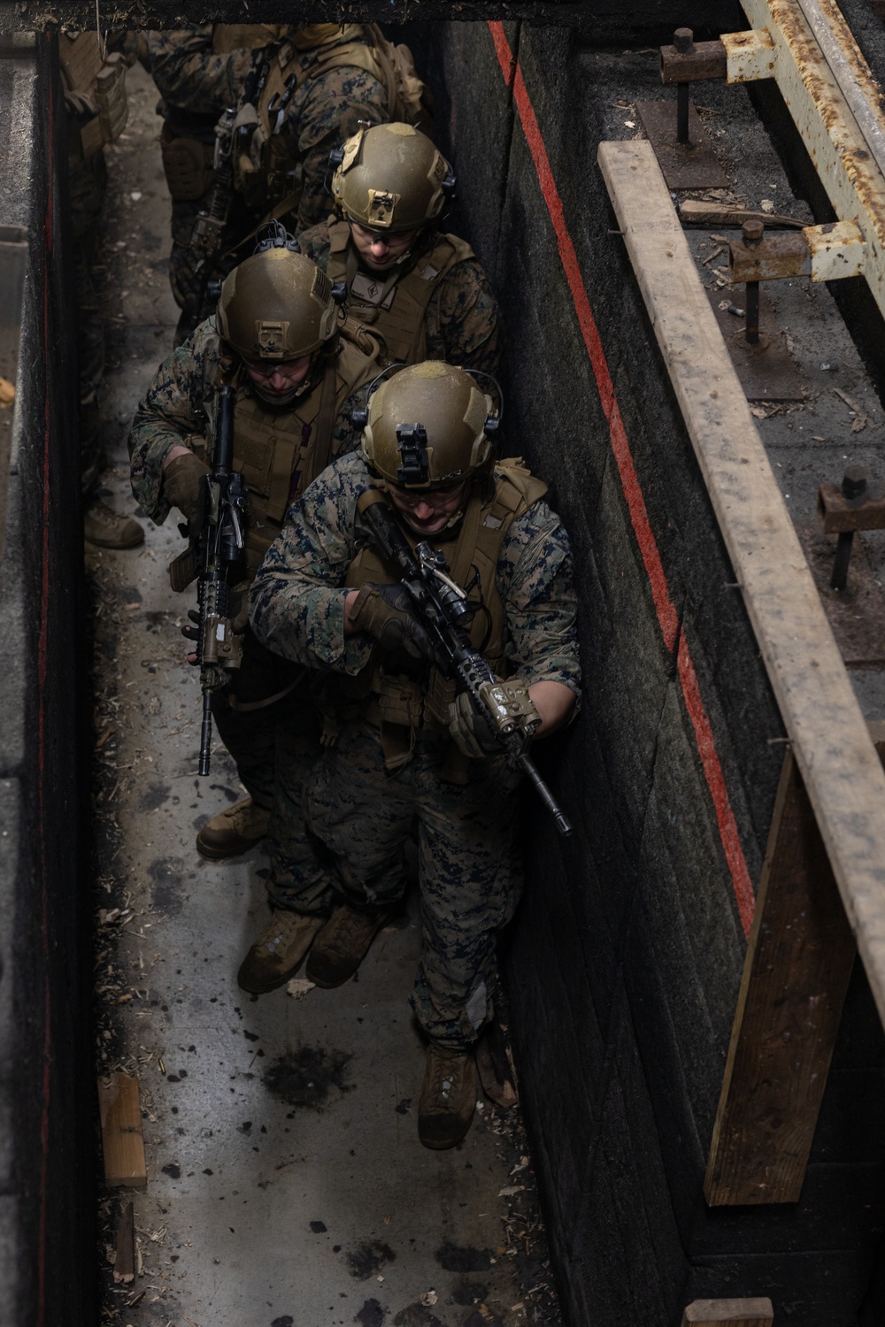 Marines with Battalion Landing Team 1/1 conduct close-quarter tactics range