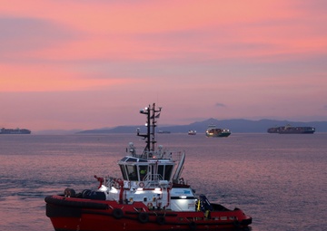 USS Mesa Verde and 26th Marine Expeditionary Unit (Special Operations Capable) arrives in Piraeus, Greece