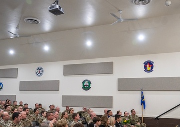 McCormick  Assumes Command of Maintenance Group