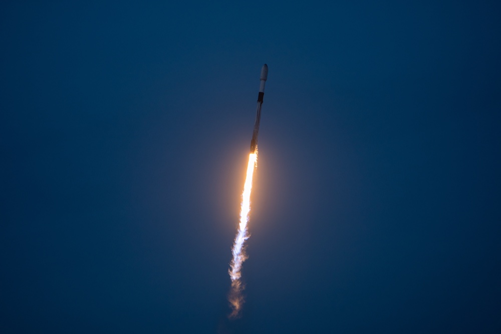 Falcon 9 Starlink 6-35 Launch