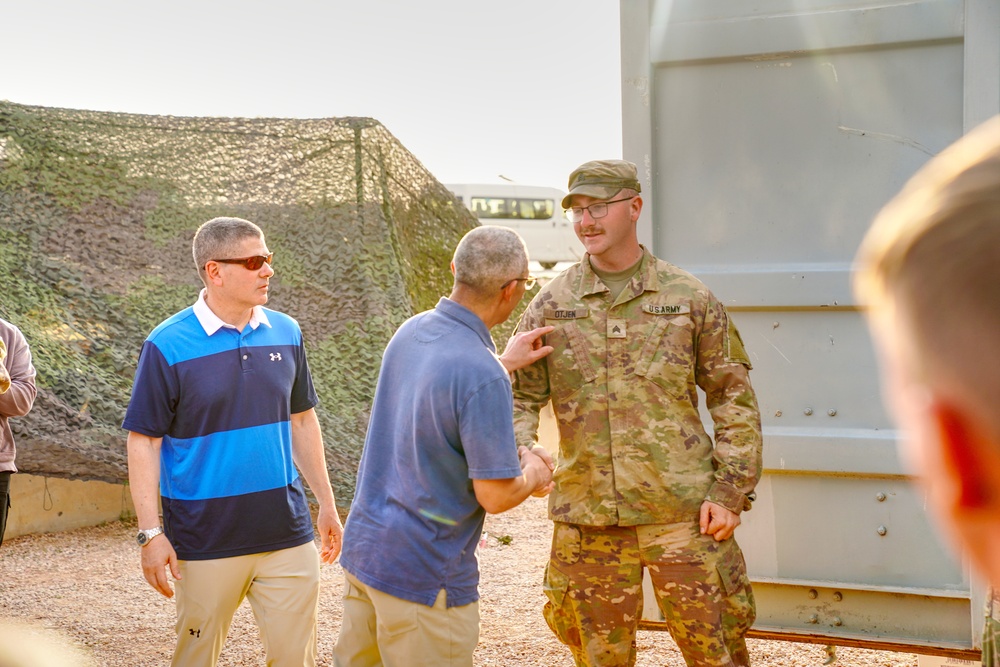CSM Curtis Moss visit Soldiers in Saudi Arabia