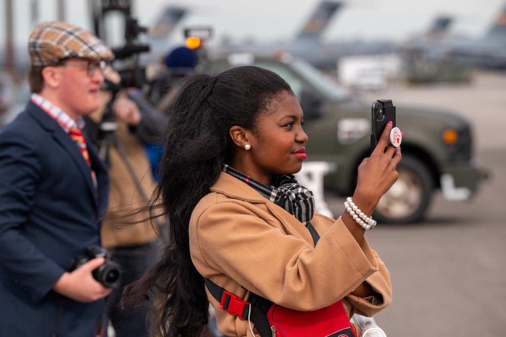 President Biden lands at Joint Base Charleston