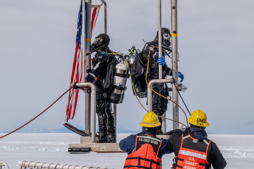 U.S. Coast Guard Cutter Polar Star (WAGB 10) conducts dive operations